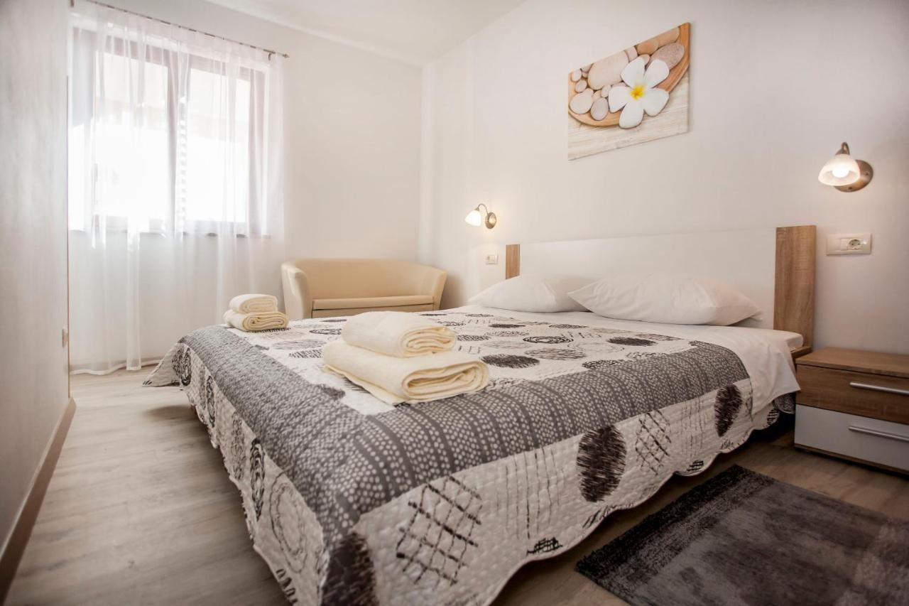 Apartmani Dragica روفينج المظهر الخارجي الصورة