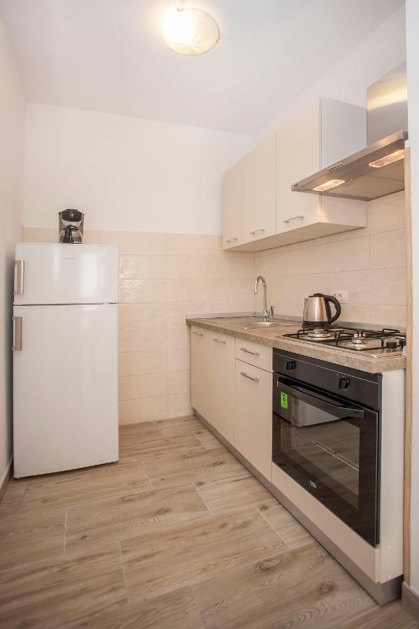 Apartmani Dragica روفينج المظهر الخارجي الصورة