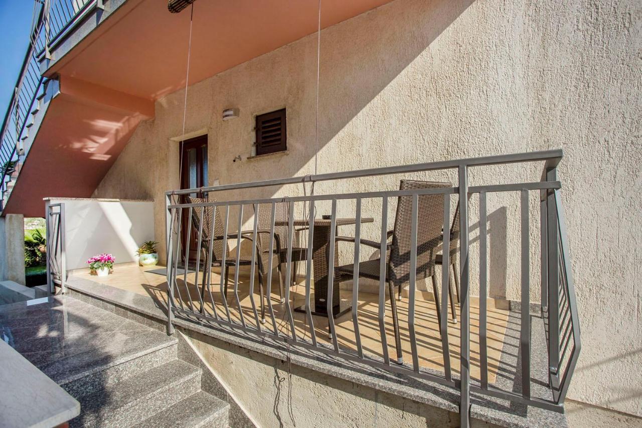 Apartmani Dragica روفينج المظهر الخارجي الصورة