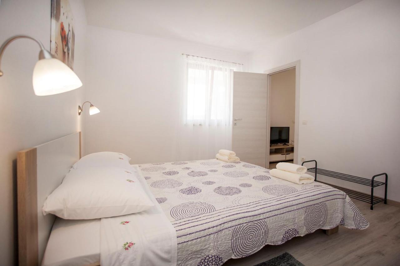 Apartmani Dragica روفينج المظهر الخارجي الصورة