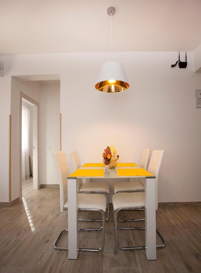 Apartmani Dragica روفينج المظهر الخارجي الصورة