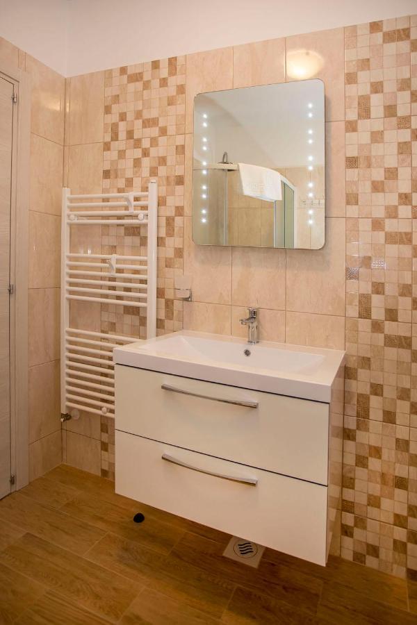 Apartmani Dragica روفينج المظهر الخارجي الصورة