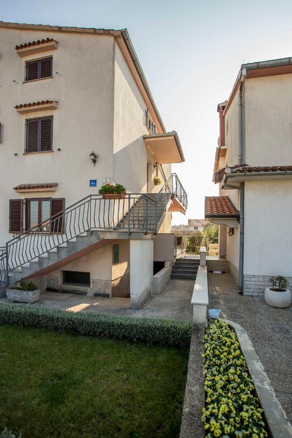 Apartmani Dragica روفينج المظهر الخارجي الصورة